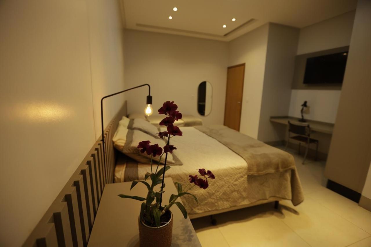 Hotel Pousada Marra Catalão Exteriör bild