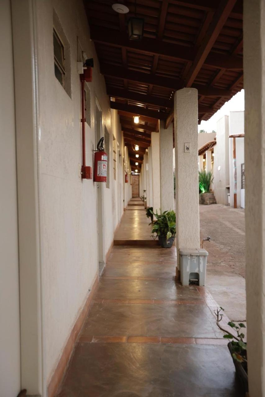 Hotel Pousada Marra Catalão Exteriör bild